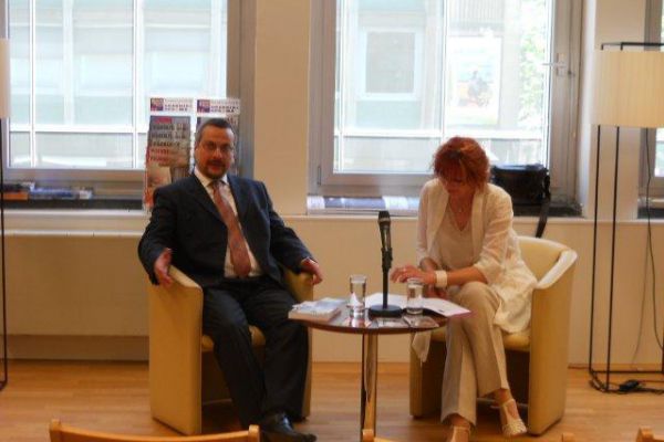 novinarska-konferenca-konzorcij3A5416F18-F409-7DAF-9D6E-ADAE4B6FC434.jpg